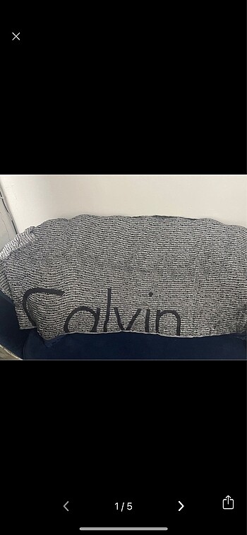 Calvin Klein şal