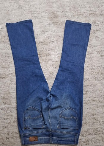 Düğmeli Parlak Mavi Kadın Kot Pantolon - Görsel 3