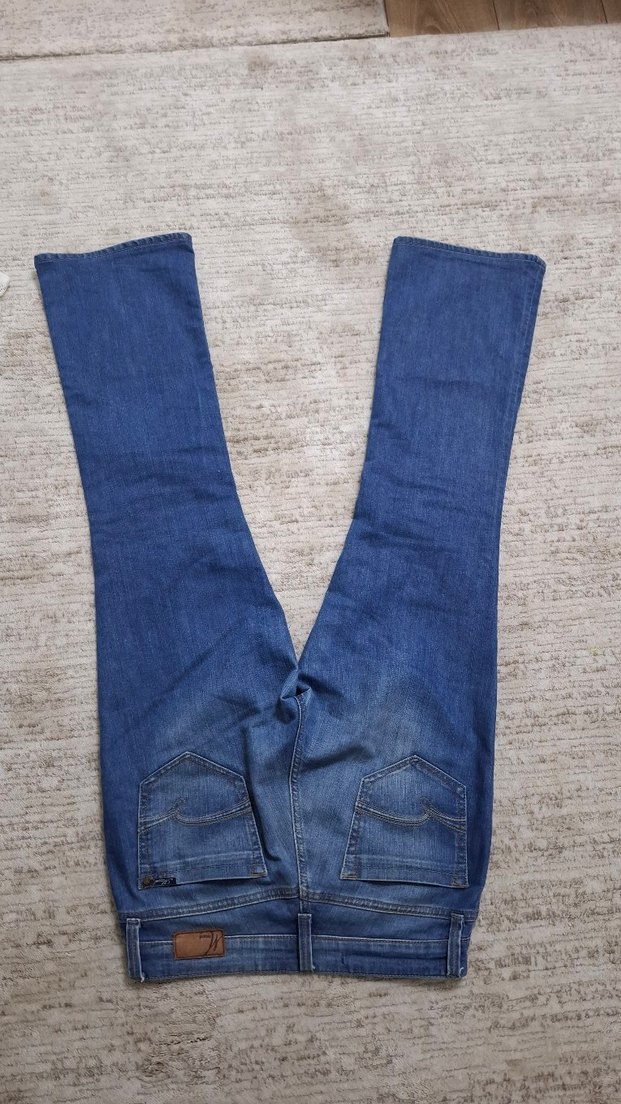 Düğmeli Parlak Mavi Kadın Kot Pantolon - Görsel 3