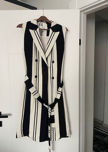 Uzun Çizgili V Yaka Kolsuz Kadın Yelek - Görsel 5