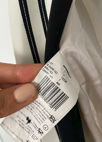 Uzun Çizgili V Yaka Kolsuz Kadın Yelek - Görsel 7