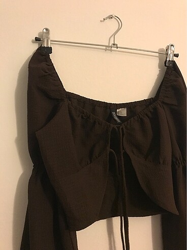 H&M Dekolteli crop