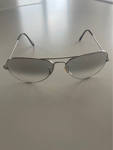 Ray-Ban