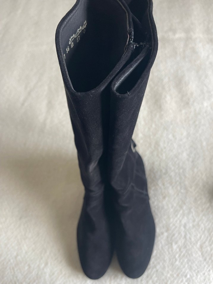 FRAU İTALYAN MARKA Siyah Süet Dolgu Topuklu Çizme - Görsel 2