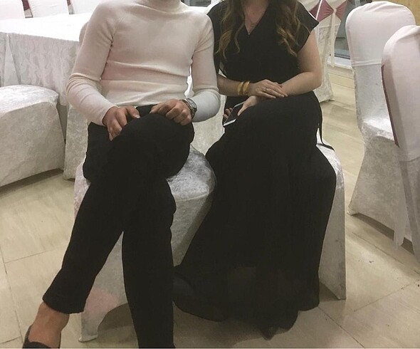 Siyah günlük ve gece elbisesi