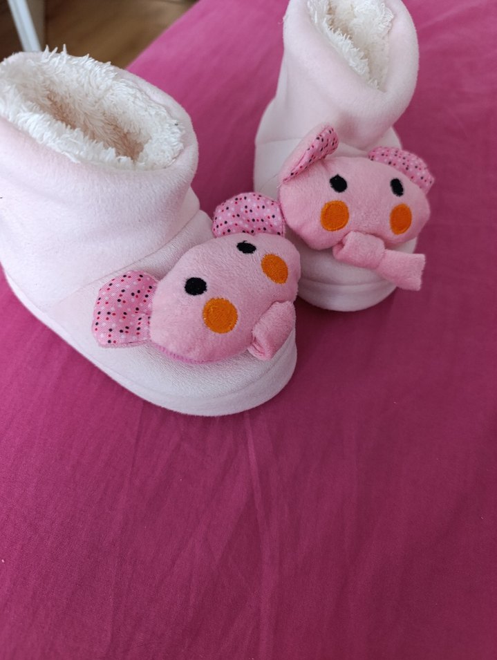 Kız Çocuk Pembe Nakışlı Sıcak Ev Terliği 21 22 numara - Görsel 3