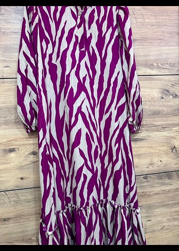 Zara Mor Zebra Desenli Uzun Bohem Elbise
