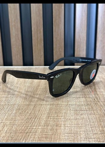 Kadın Siyah Parlak Ray-Ban Güneş Gözlüğü - Görsel 4