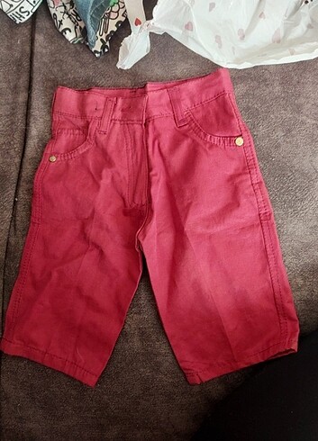 4 yaş şort pantolon 