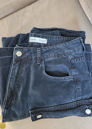 Kemerli Lacivert Geniş Paça Kadın Kot Pantolon - Görsel 3