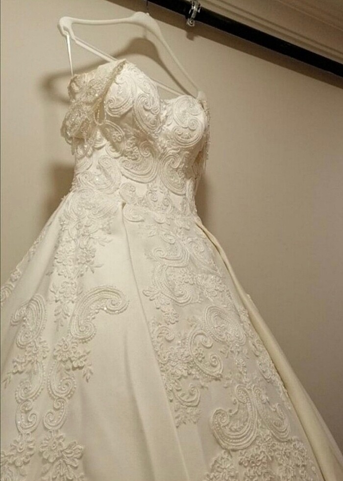 Beyaz gelinlik - Görsel 3