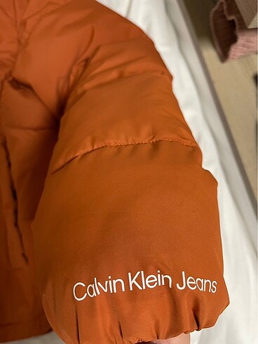 l Beden Calvin Klein Mont
