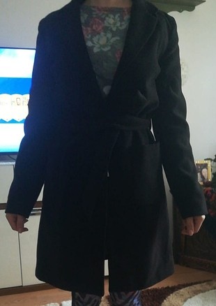 yepyeni temiz cok az giyilmis H&M kaban