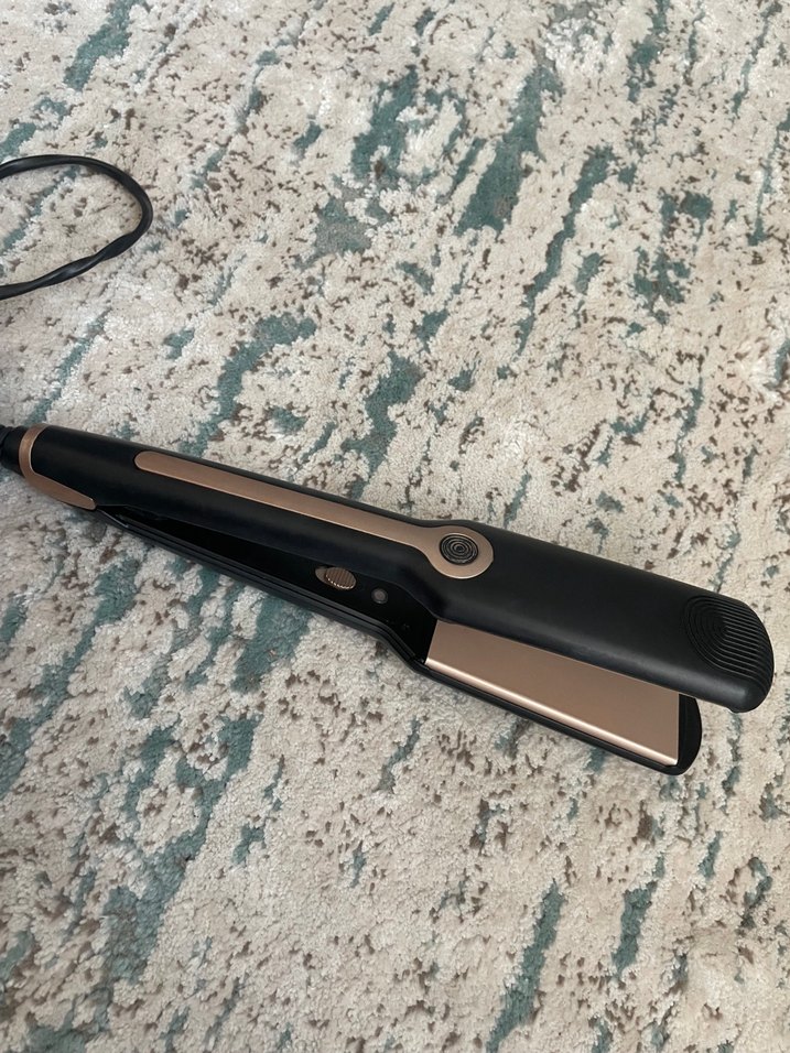 Siyah Saç Düzleştirici - Görsel 2