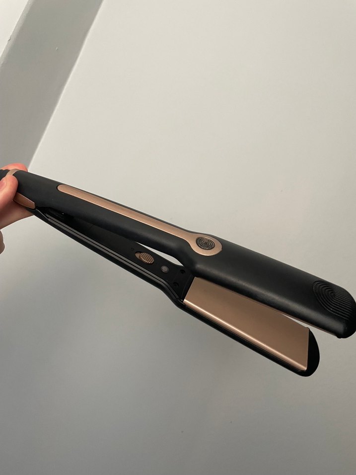 Siyah Saç Düzleştirici - Görsel 5