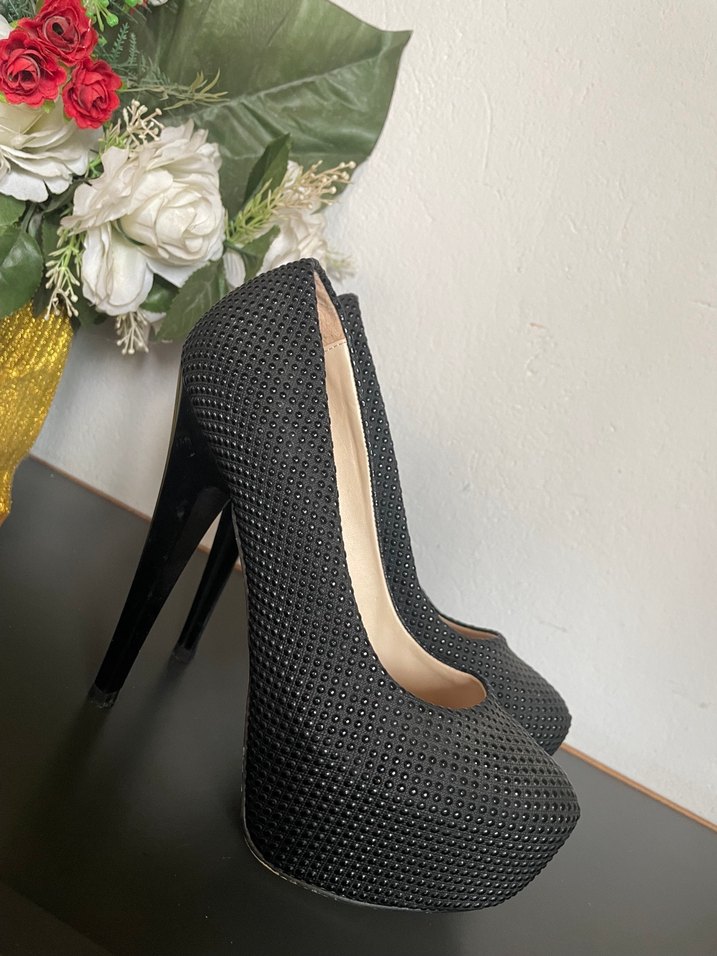 Siyah Parlak Platform Topuklu Kadın Ayakkabı - Görsel 2