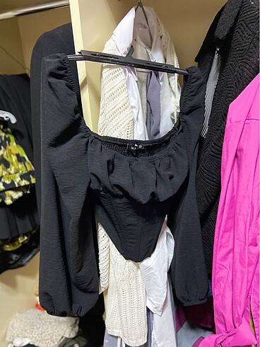 Zara Siyah korse dekolteli üst