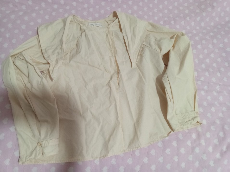 krem fular detaylı gömlek bluz - Görsel 3