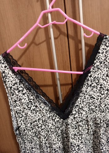 Dantel Detaylı V Yaka Salopet elbise - Görsel 3