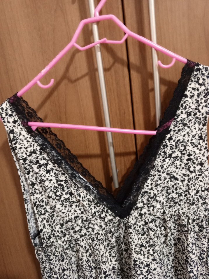 Dantel Detaylı V Yaka Salopet elbise - Görsel 3