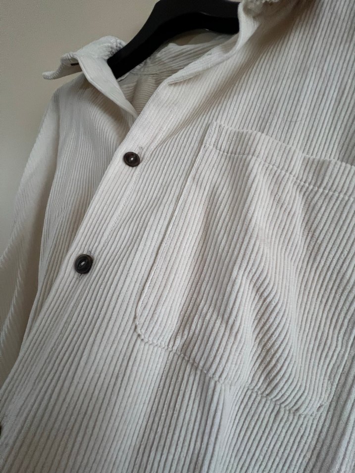 Düğmeli Beyaz erkek Gömlek - Görsel 3