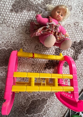 Pembe Elbiseli Renkli Bebek Oyuncak - Görsel 5