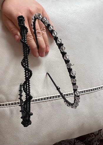 Boncuk Detaylı Siyah Örgü Saç Aksesuarı - Görsel 2