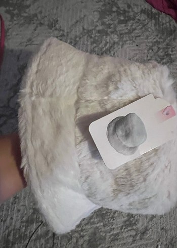 Beyaz Peluş Kadın şapka - Görsel 2