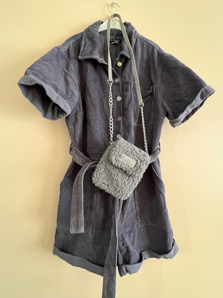 Gri Kemerli Kısa Kollu Keten Tulum - Görsel 2