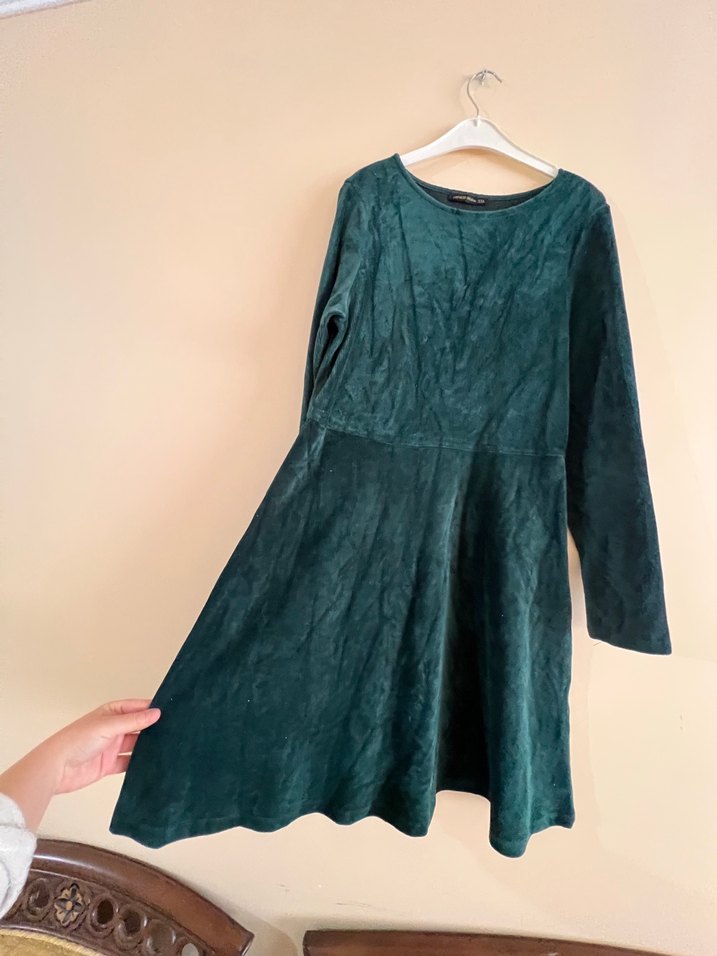 Düğmeli Uzun Kol Yeşil kadife Elbise - Görsel 3