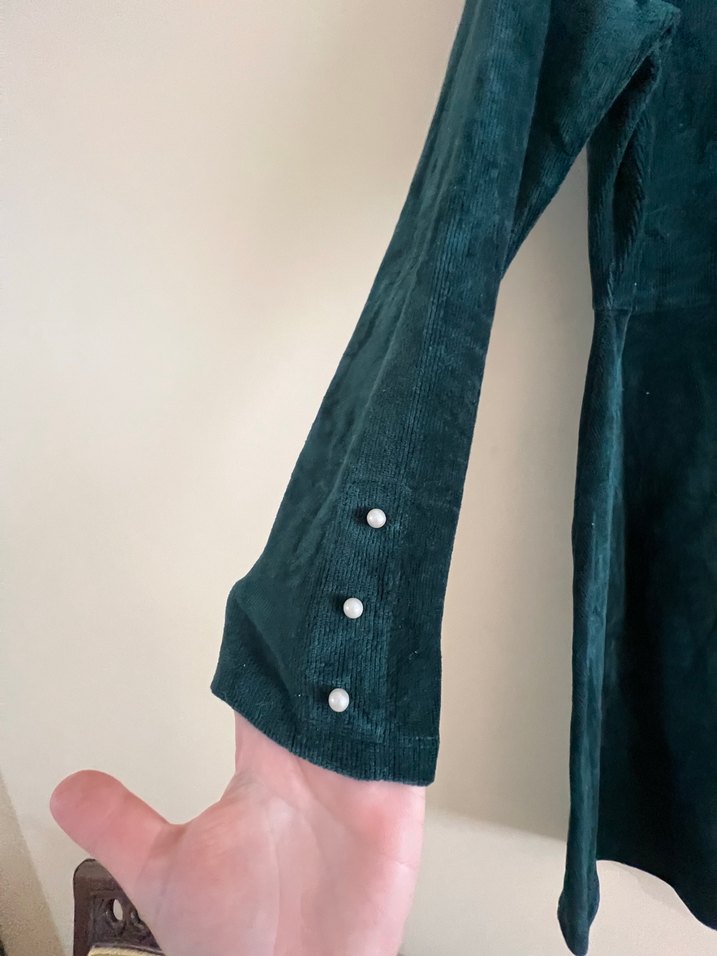 Düğmeli Uzun Kol Yeşil kadife Elbise - Görsel 2