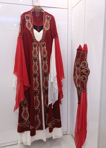 Bordo İşlemeli Uzun Kadın Kına Elbisesi