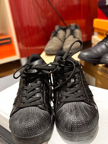 Adidas ayakkabı