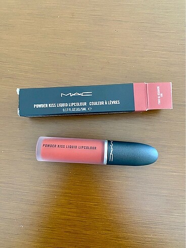 MAC Powder Kiss Liquid Lipcolour 991 devoted to chili