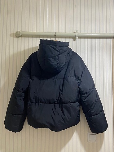 l Beden Bershka Mont