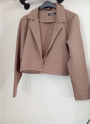 Trendyol & Milla Crop ceket 