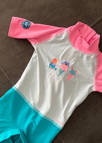 Pembe Çocuk Mayo Takımı ve ayakkabısı - Görsel 2