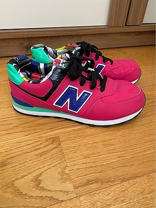 New balance spor ayakkabı