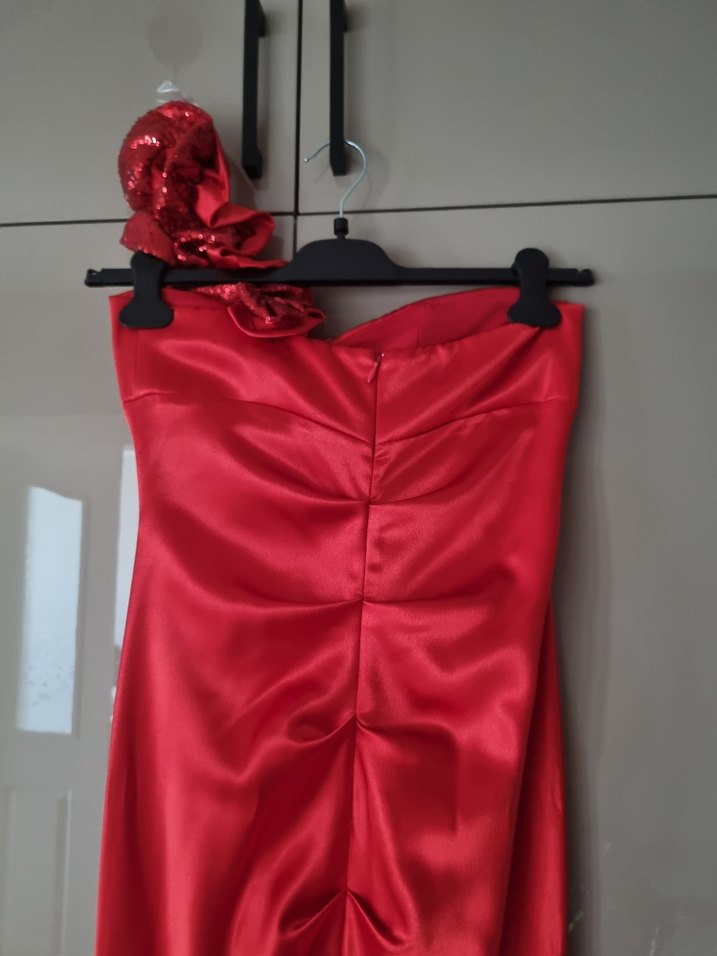 Tek Omuz Drapeli Kırmızı Abiye (KINA) elbisesi M - Görsel 3