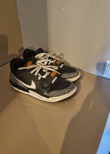 Nike Air Jordan Legacy 312 Low Unisex Basketbol Ayakkabısı 38 - Görsel 2