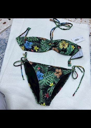 Çiçek Desenli Elastik Bikini XL