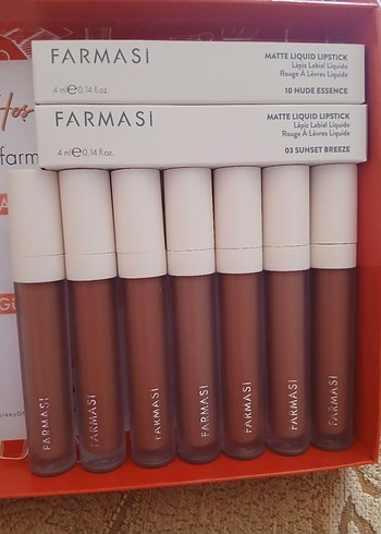 Farmasi Mat likit Ruj