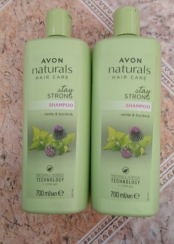Avon Naturals Stay Strong Şampuan 700 ml adet fiyatıdır
