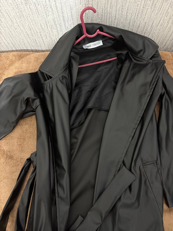 Siyah Deri Kemerli Uzun Kadın Ceket - Görsel 2