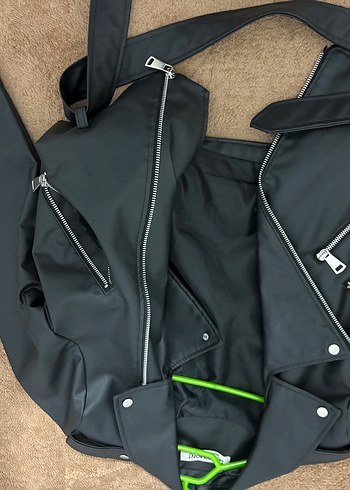 Siyah Kadın Deri Biker Ceket - Görsel 2