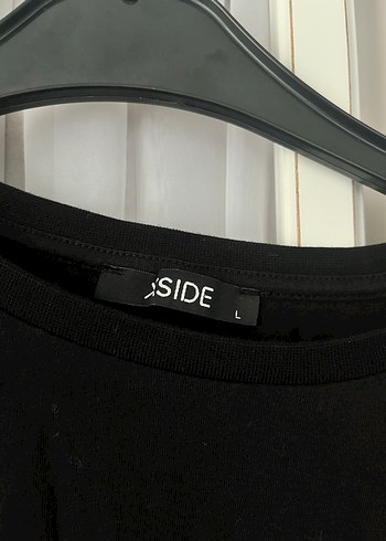 Siyah Kısa Kollu Keten Tişört - Görsel 2