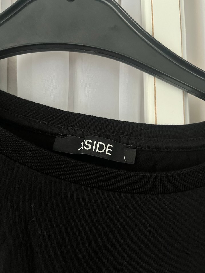 Siyah Kısa Kollu Keten Tişört - Görsel 2