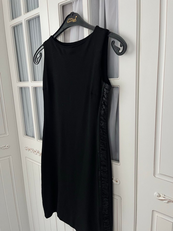 Siyah Midi Kolsuz Drapeli Kadın Elbise - Görsel 2