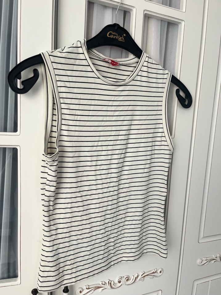 Çizgili Kolsuz Beyaz Mini Atlet - Görsel 5