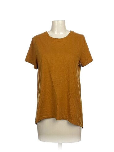Diğer T-shirt %70 İndirimli.